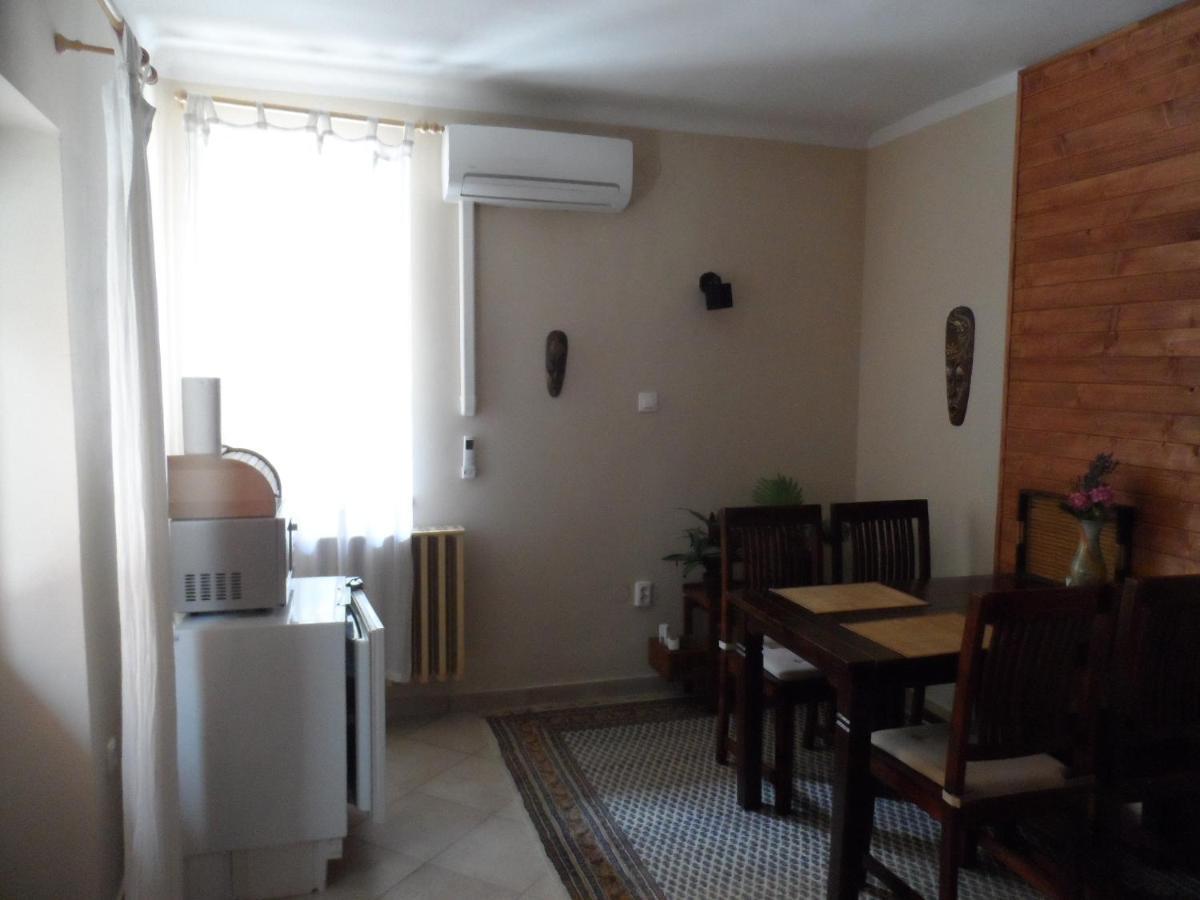Almagyar Vendeghaz Hotel Eger Ngoại thất bức ảnh